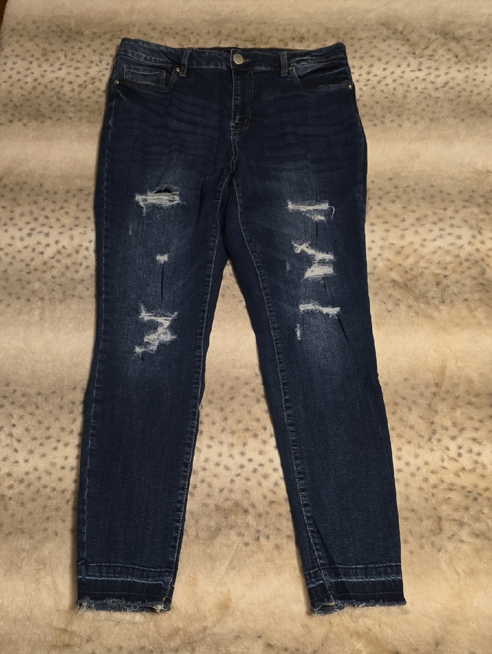 Hot Kiss Dark Indigo Distressed Women’s Jeans